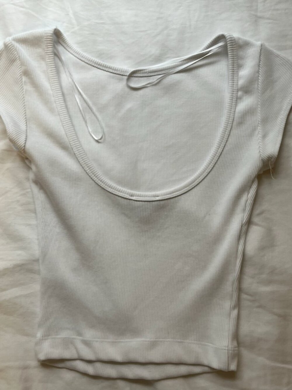 Dynamite White Backless Top - Picture 2 of 3